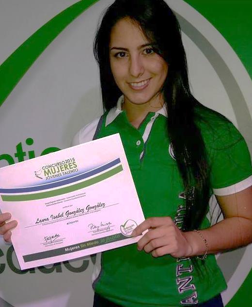 Laura Isabel González, Rugby. Estudiante de Tecnología Agropecuaria