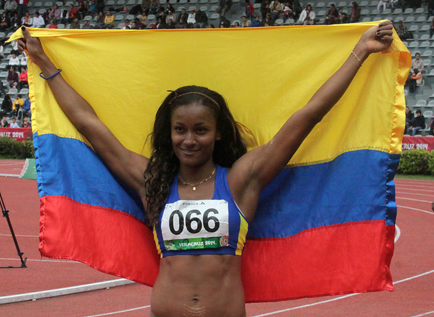 Lina Marcela Flórez,  Atletismo Velocidad. Estudiante de Tecnología Industrial
