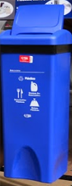 Recipiente Azul va el plástico, el vidrio y las latas, que no tengan contenido líquido en su interior