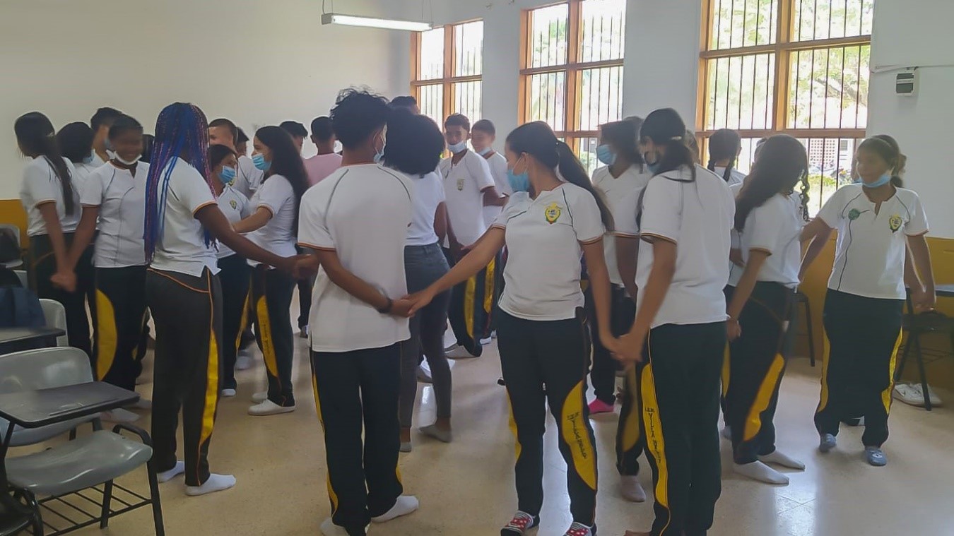 El Poli se siente en Urabá con Del Cole al Poli