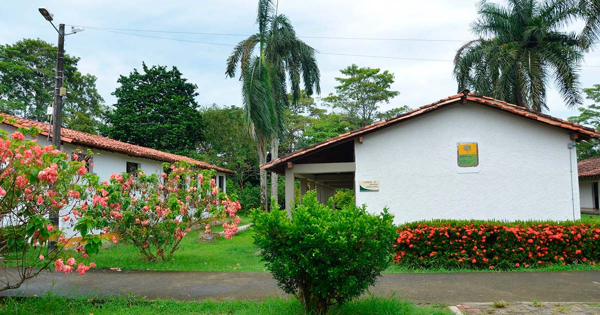 Centro Regional Urabá - Apartadó, recibe visita de pares académicos con fines de verificación de condiciones institucionales de calidad