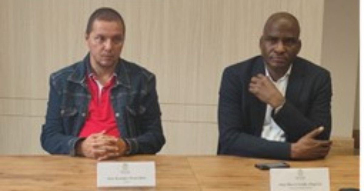 Rector y Vicerrector en Spin-Off REPROFERT
