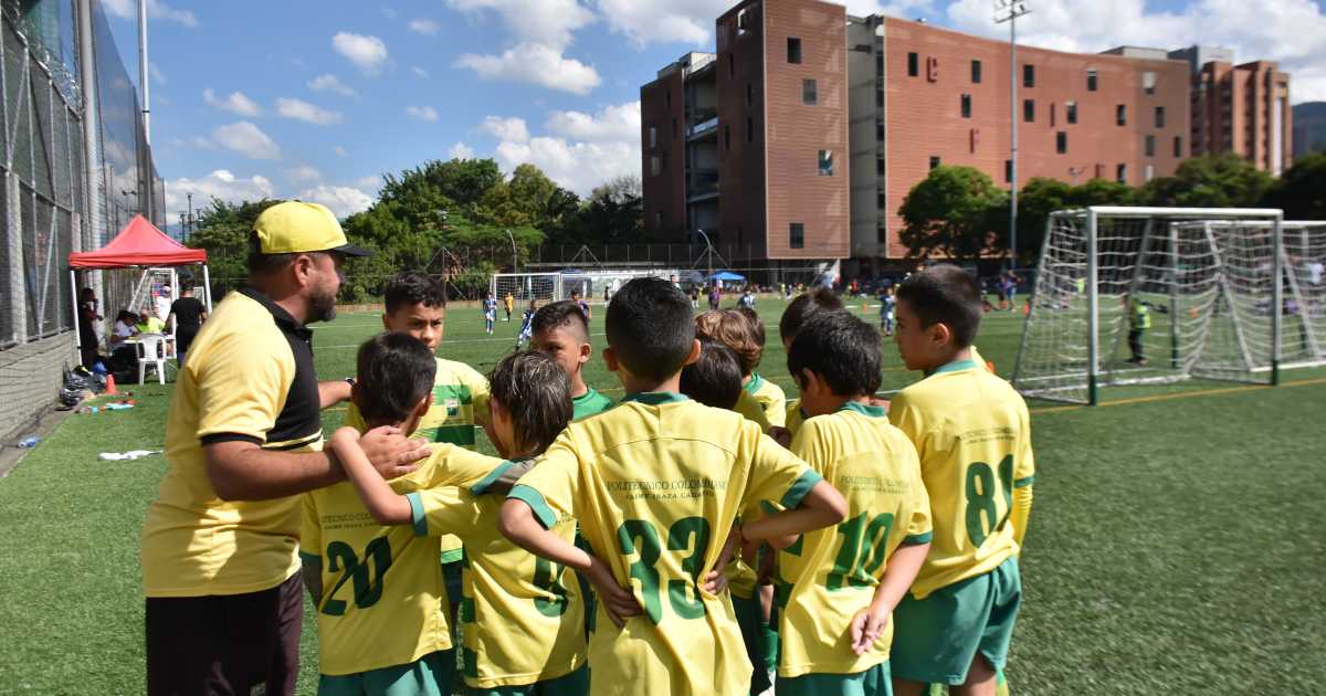 Club Deportivo Politécnico Colombiano Jaime Isaza Cadavid, 45 años promoviendo el desarrollo humano, deportivo y recreativo