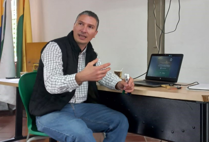 Director de Investigación Robinson Hernández Osorio