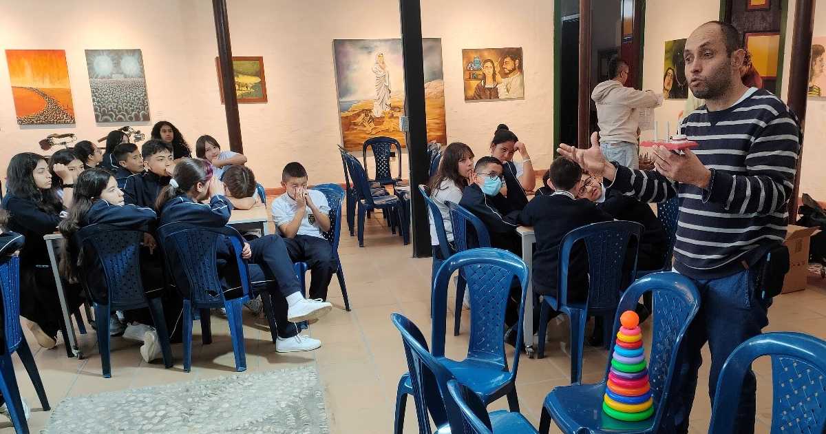 En El Retiro, Antioquia, el Aula Taller presentó su proyecto de experiencias pedagógicas
