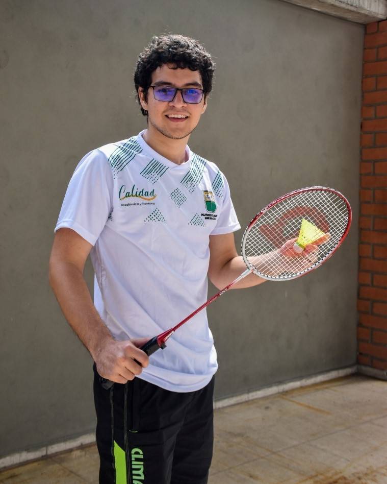 Estudiante practicante de badminton