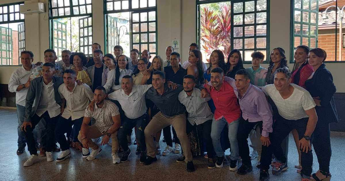Estudiantes graduados SESA
