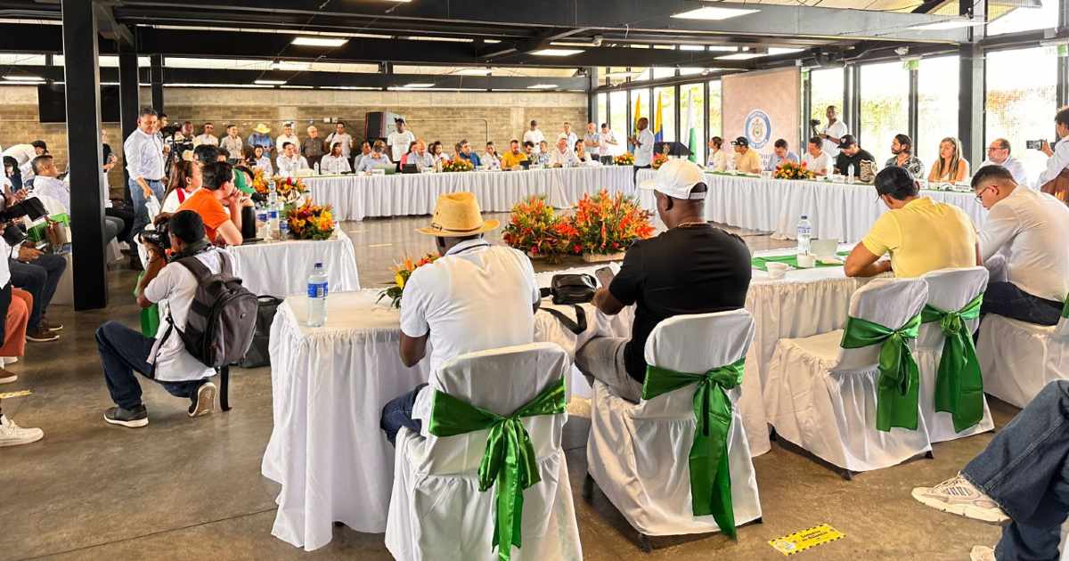 El desarrollo de Urabá, una prioridad para el Poli. El rector estuvo presente en la primera sesión descentralizada de la Asamblea de Antioquia en Nueva Colonia, Turbo