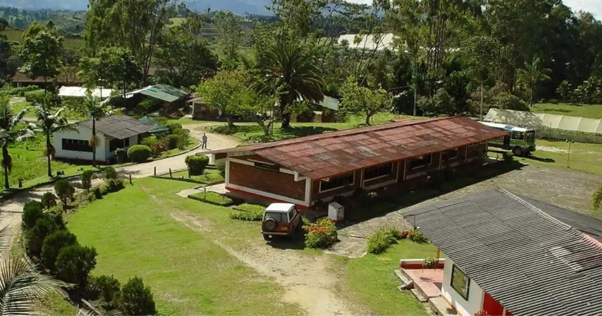 Granja Román Gómez Gómez en Marinilla ratifica sus estándares de calidad e inocuidad con la renovación de Buenas Prácticas Ganaderas del ICA